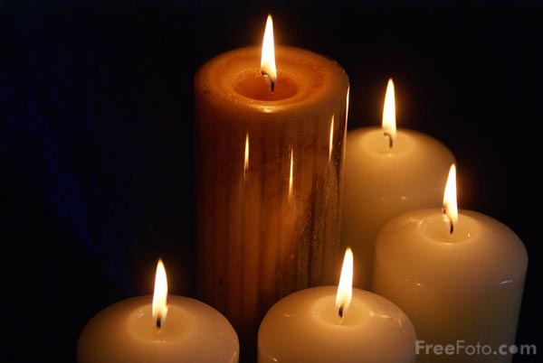 90_20_36-five-advent-candles_web